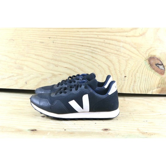 Veja Other - Veja Sneakers Mens Sz 10 SDU RT B-Mesh Black White Brazil